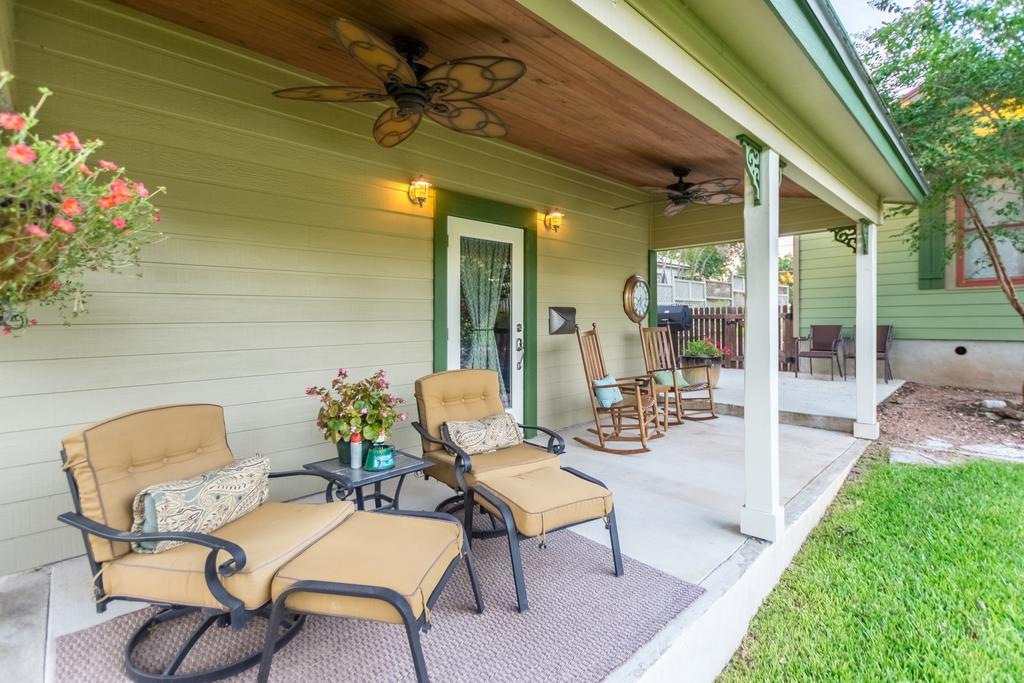 Agape Cottage Fredericksburg Exterior photo